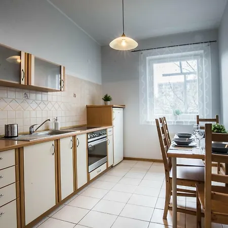 Okrzei Apartment