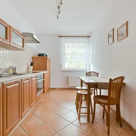 Okrzei Apartment