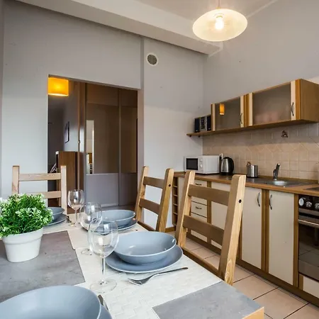 Apartment Okrzei *