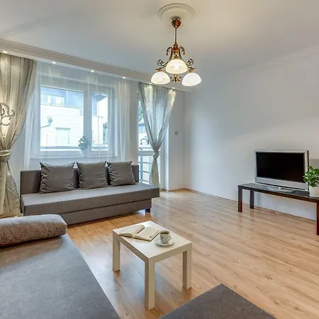 Apartment Okrzei